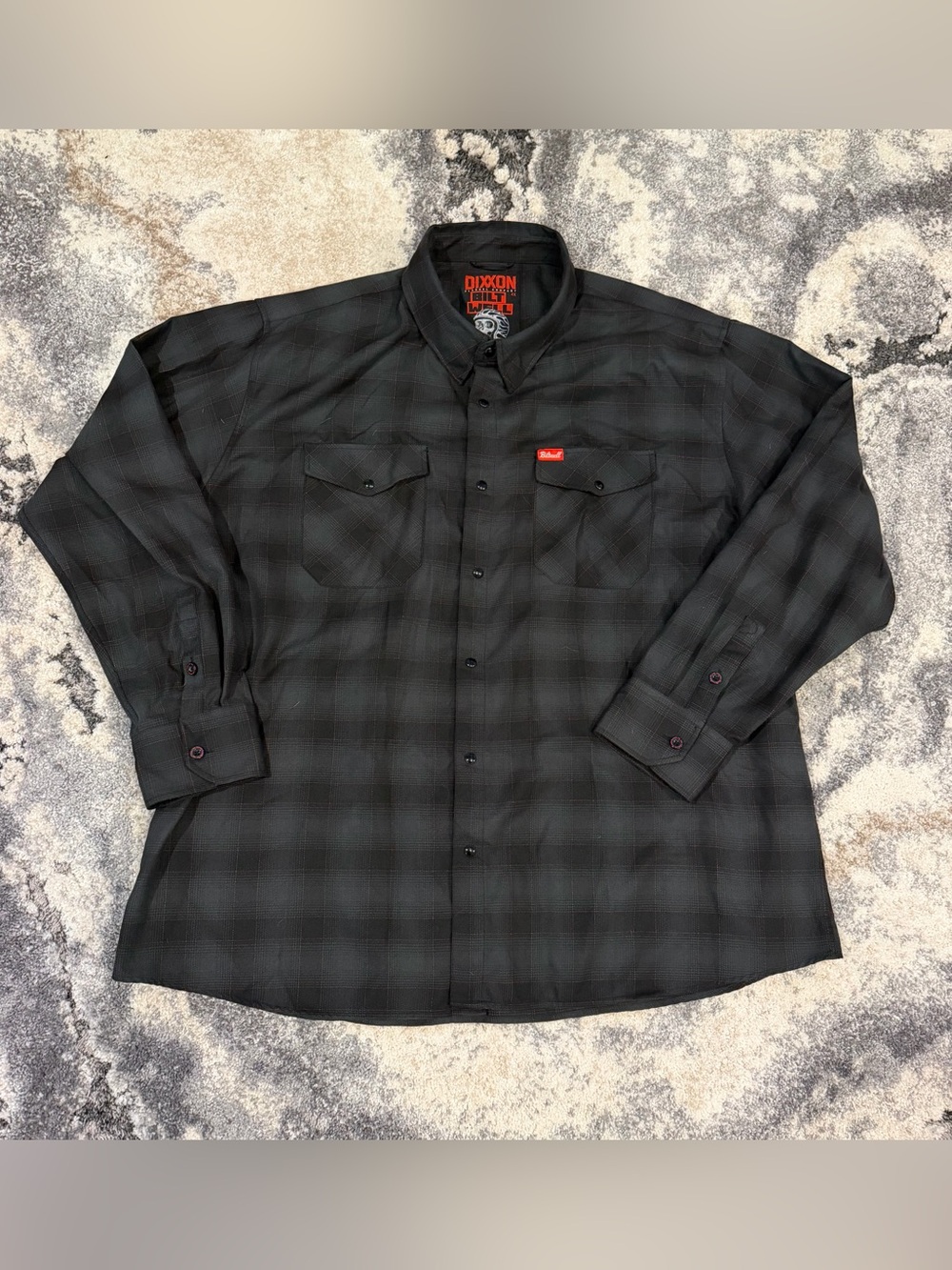 DIXXON Black Plaid Long-Sleeve Button-Down Shirt